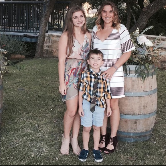 Elizabeth and James Dress - Picture 3 of 16